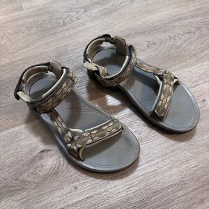 Teva Terra Fi 5 Universal Hiking Sandal Outdoor Women’s 9